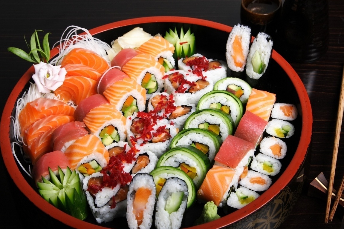 Суши и роллы
